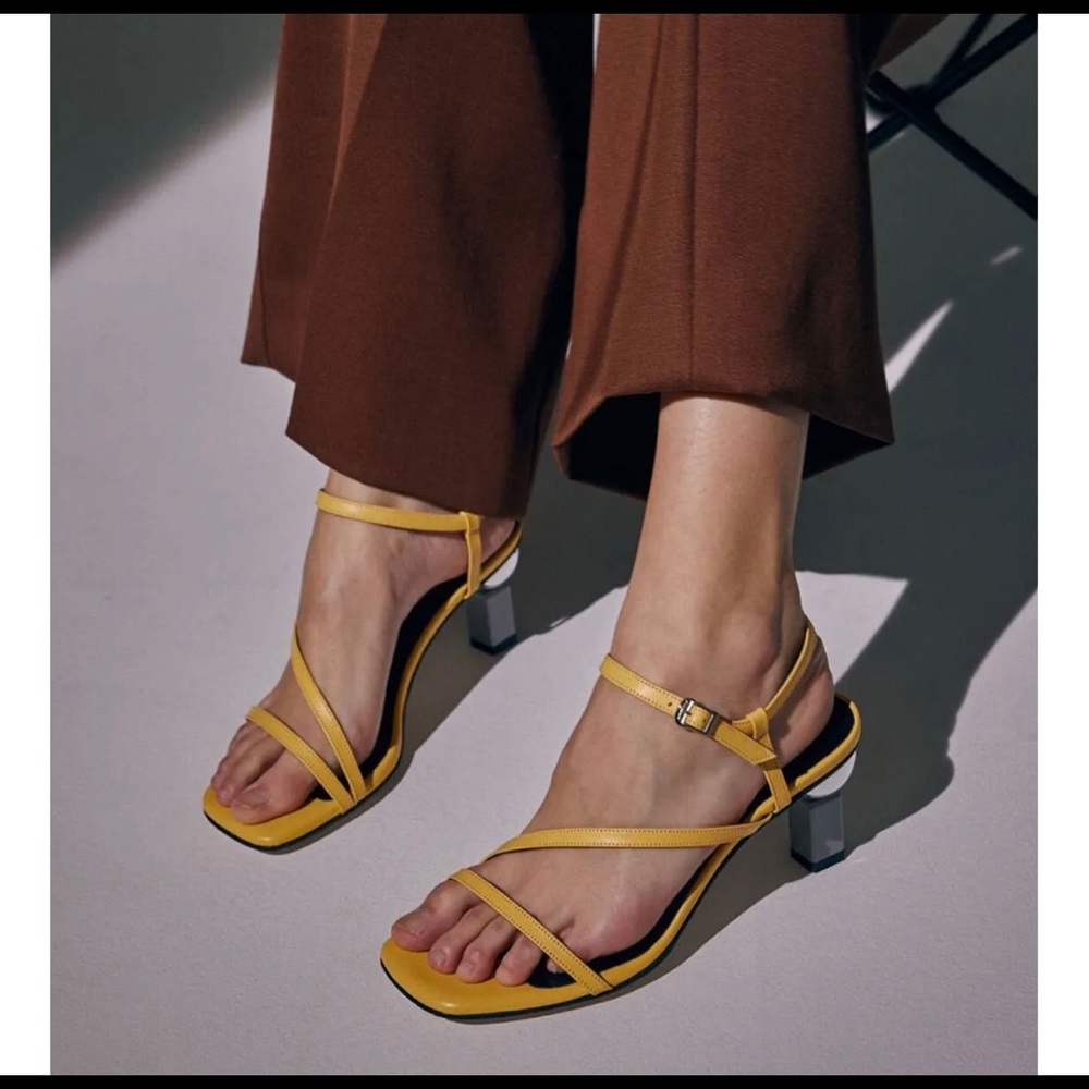 Yuul Yie Sofia Sandals S436 Yellow Stone size 39